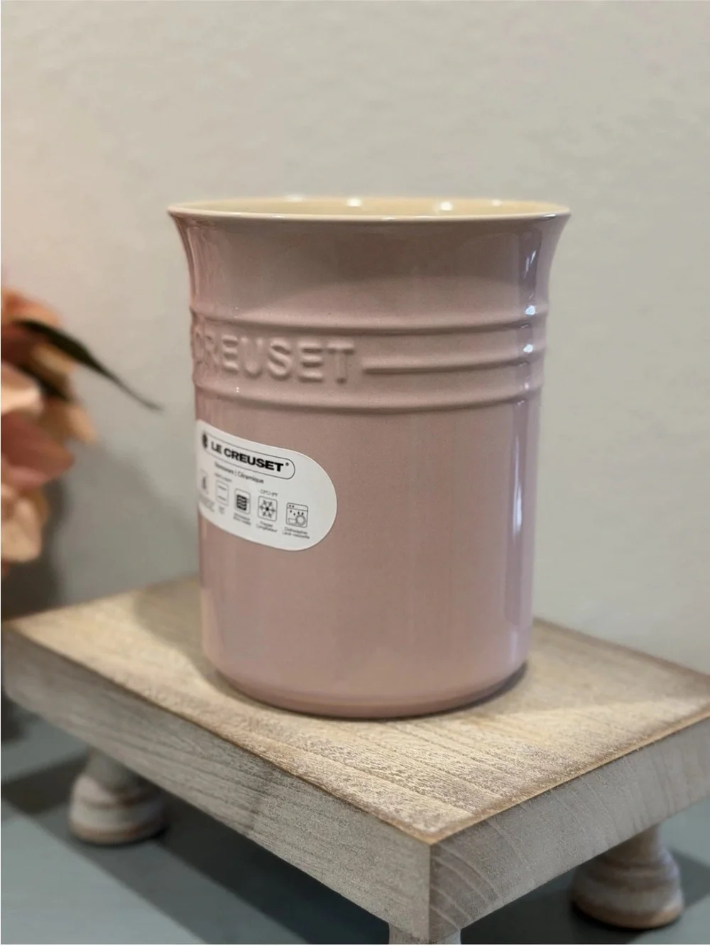 Le Creuset Stoneware Utensil Crock Holder 1L / 1.8 Qt - Chiffon Pink - Rare